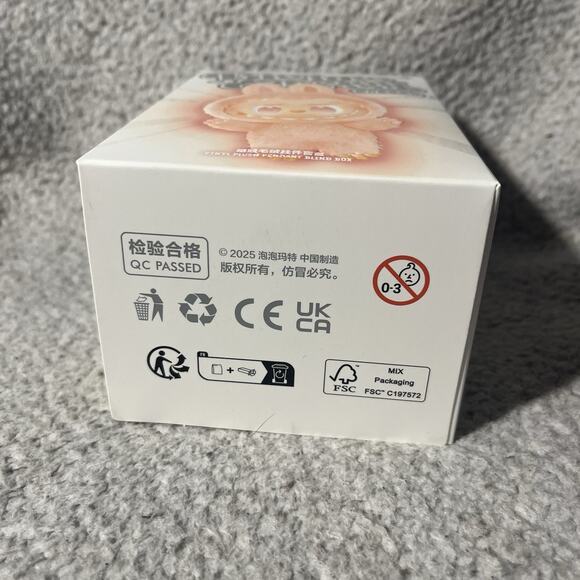 Labubu Big Into Energy Unopened Athentic Box New POPMART Love Plush US - Picture 6 of 8